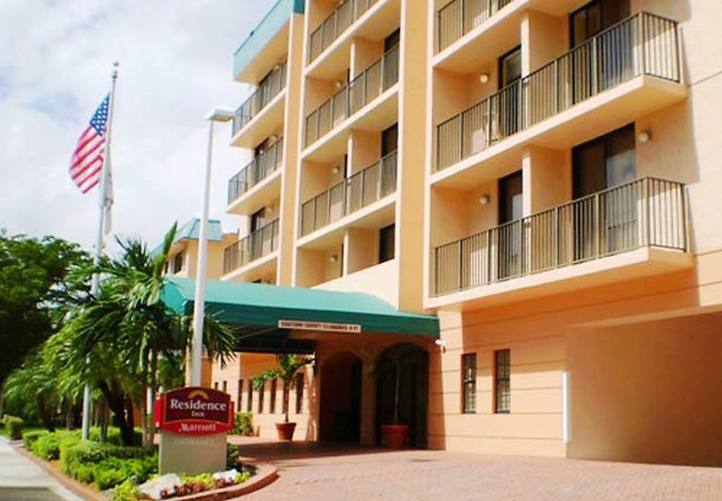 Residence Inn Miami Coconut Grove Экстерьер фото