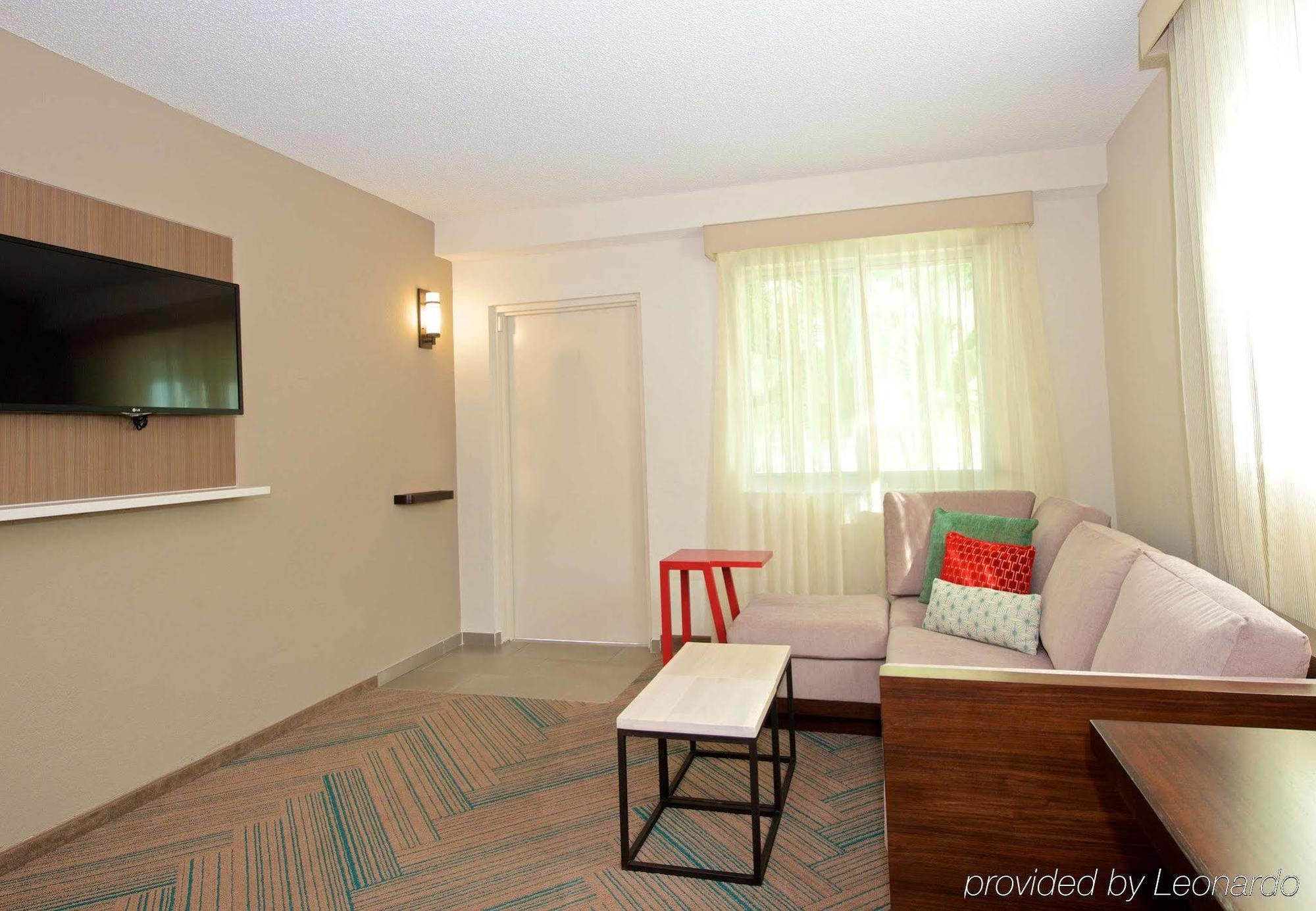 Residence Inn Miami Coconut Grove Экстерьер фото